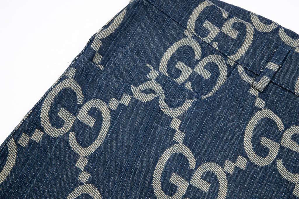 Gucc* shorts